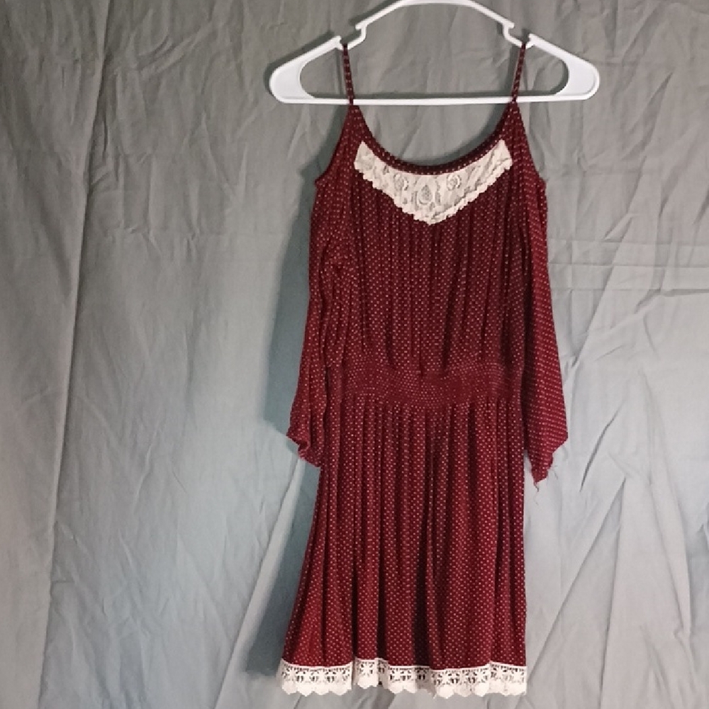 Zunie Maroon Dress with White Accents